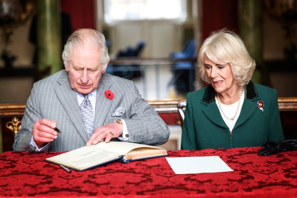 Kung Charles och hustrun Camilla.